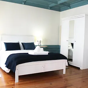 4* Casa de hóspedes Quebra Luz